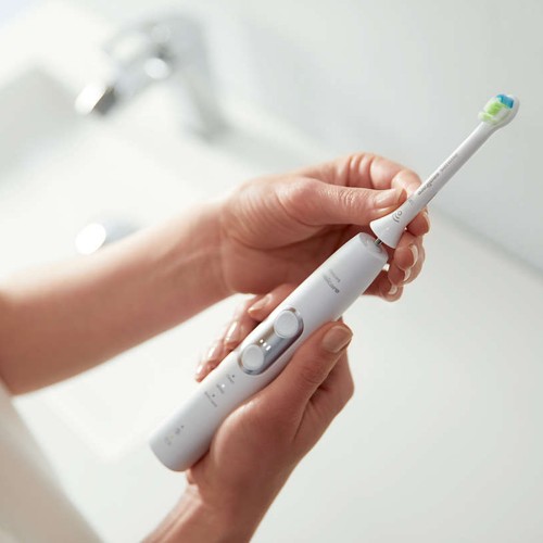 Philips Sonicare Комплект звукочестотни четки за зъби ProtectiveClean 6100, бели (2 броя) HX6877/34