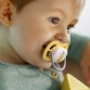 Philips AVENT Ортодонтични залъгалки Ultra Air Happy + стерилизаторна кутия (0-6м), с декорация, червено/жълто, 2 бр./оп. SCF343/20